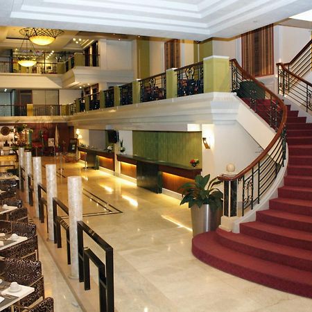 The Royal Mandaya Hotel Davao City Exteriér fotografie