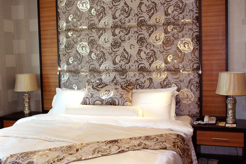 The Royal Mandaya Hotel Davao City Exteriér fotografie