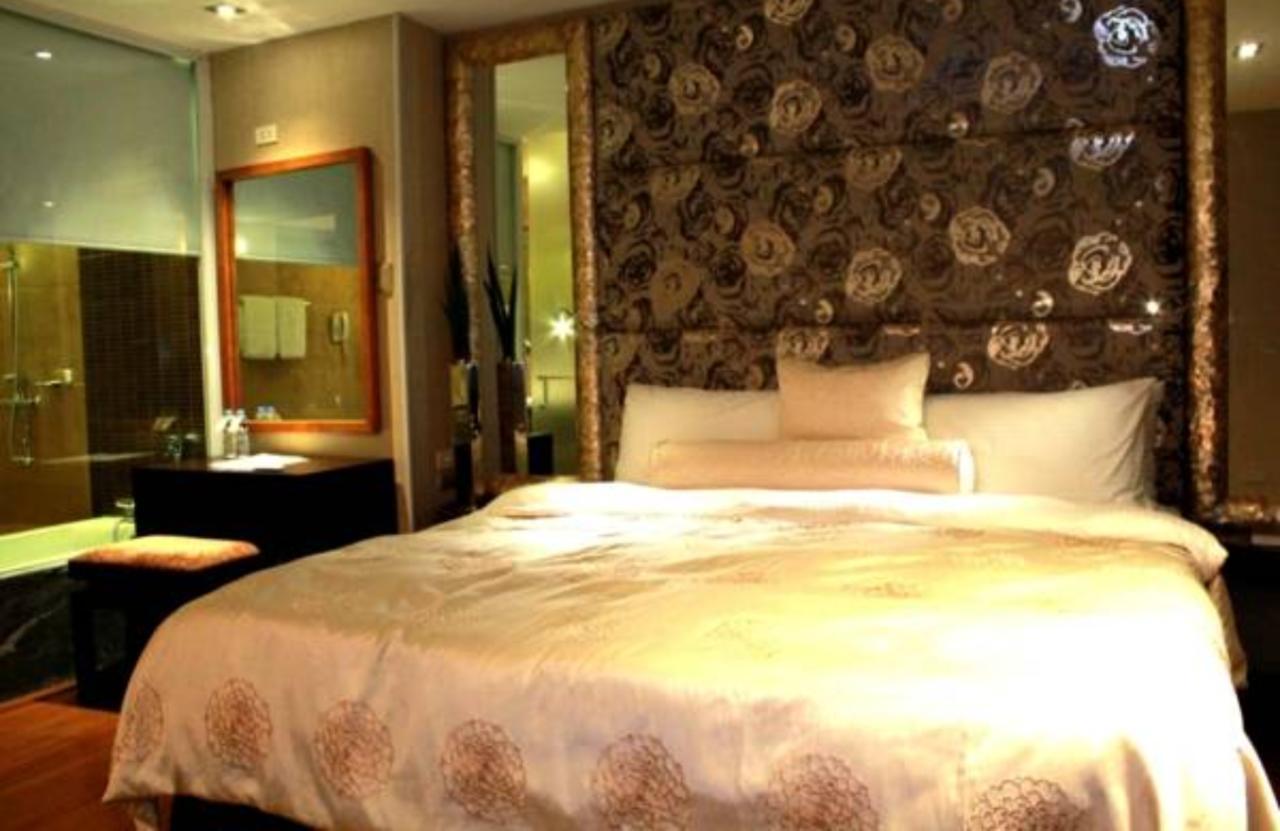 The Royal Mandaya Hotel Davao City Exteriér fotografie