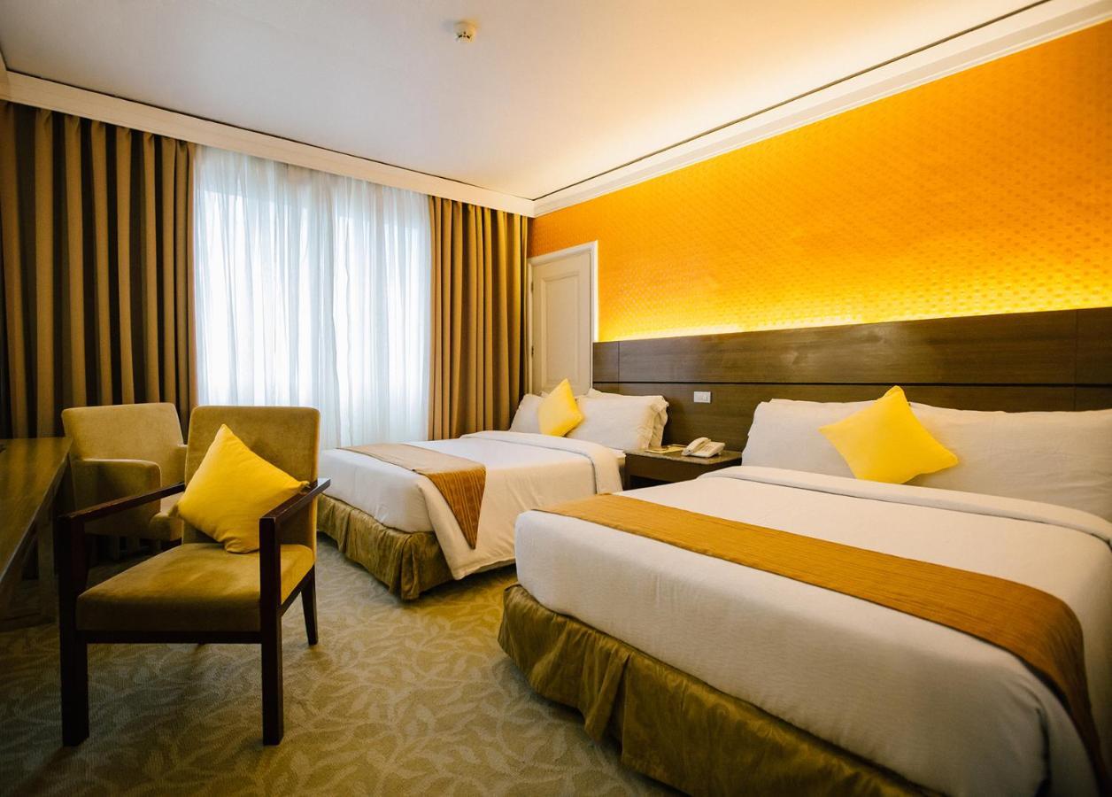 The Royal Mandaya Hotel Davao City Exteriér fotografie