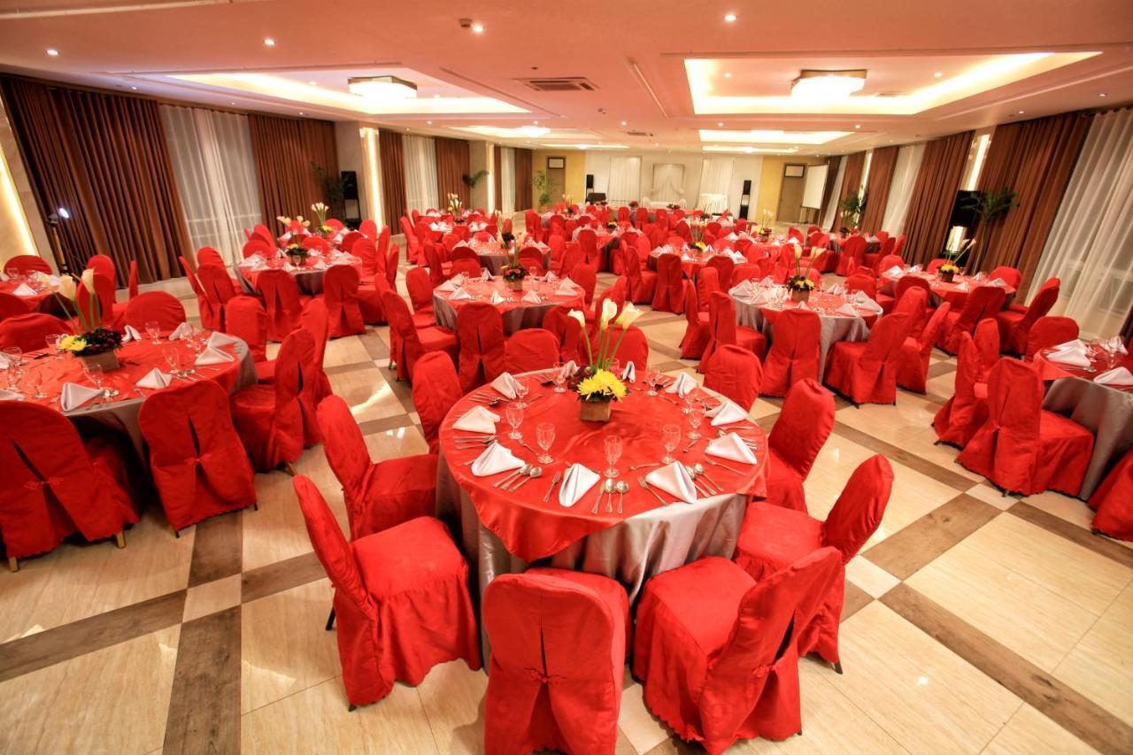 The Royal Mandaya Hotel Davao City Exteriér fotografie